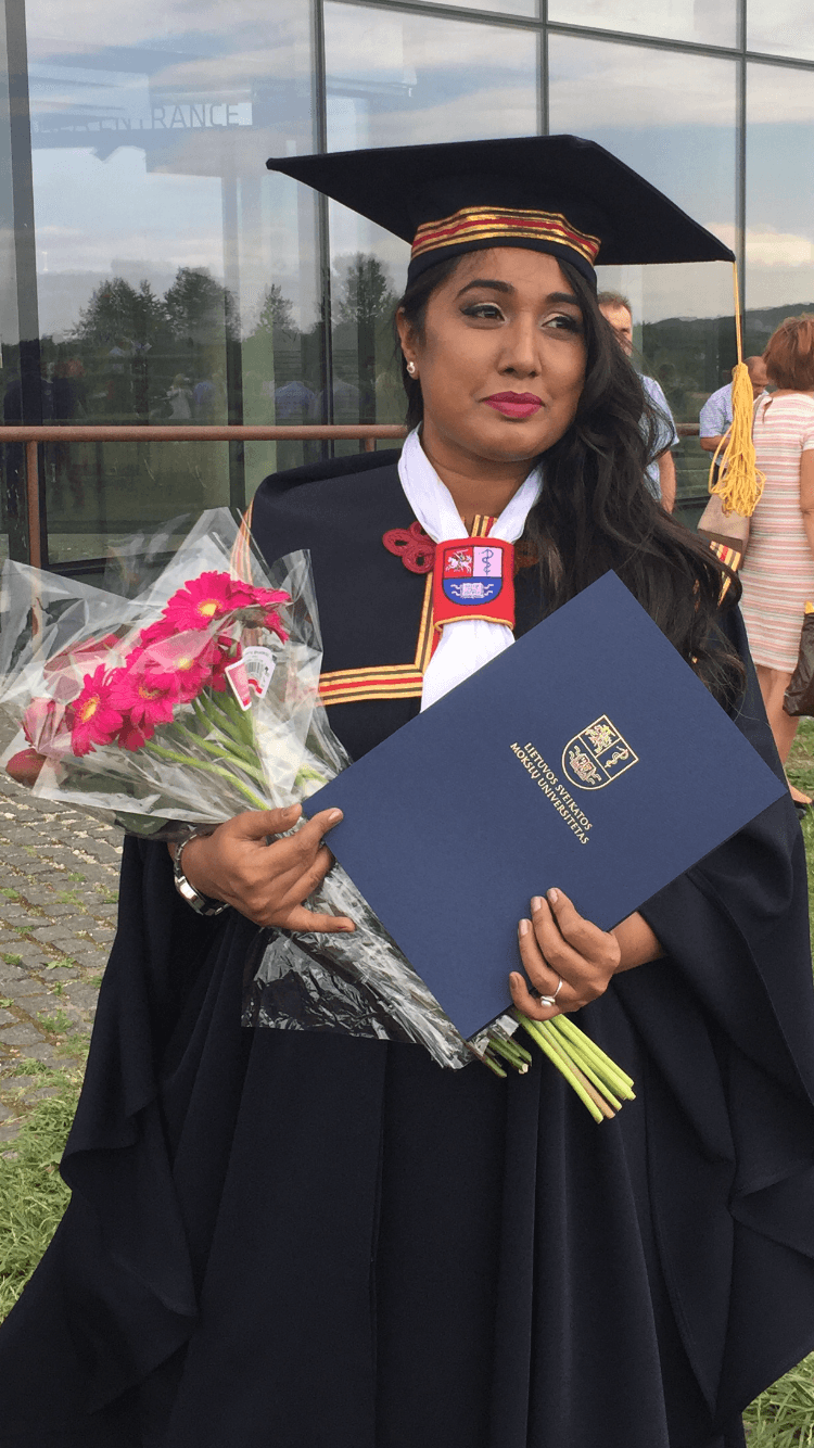 Dr.Nargis Negar Sardar